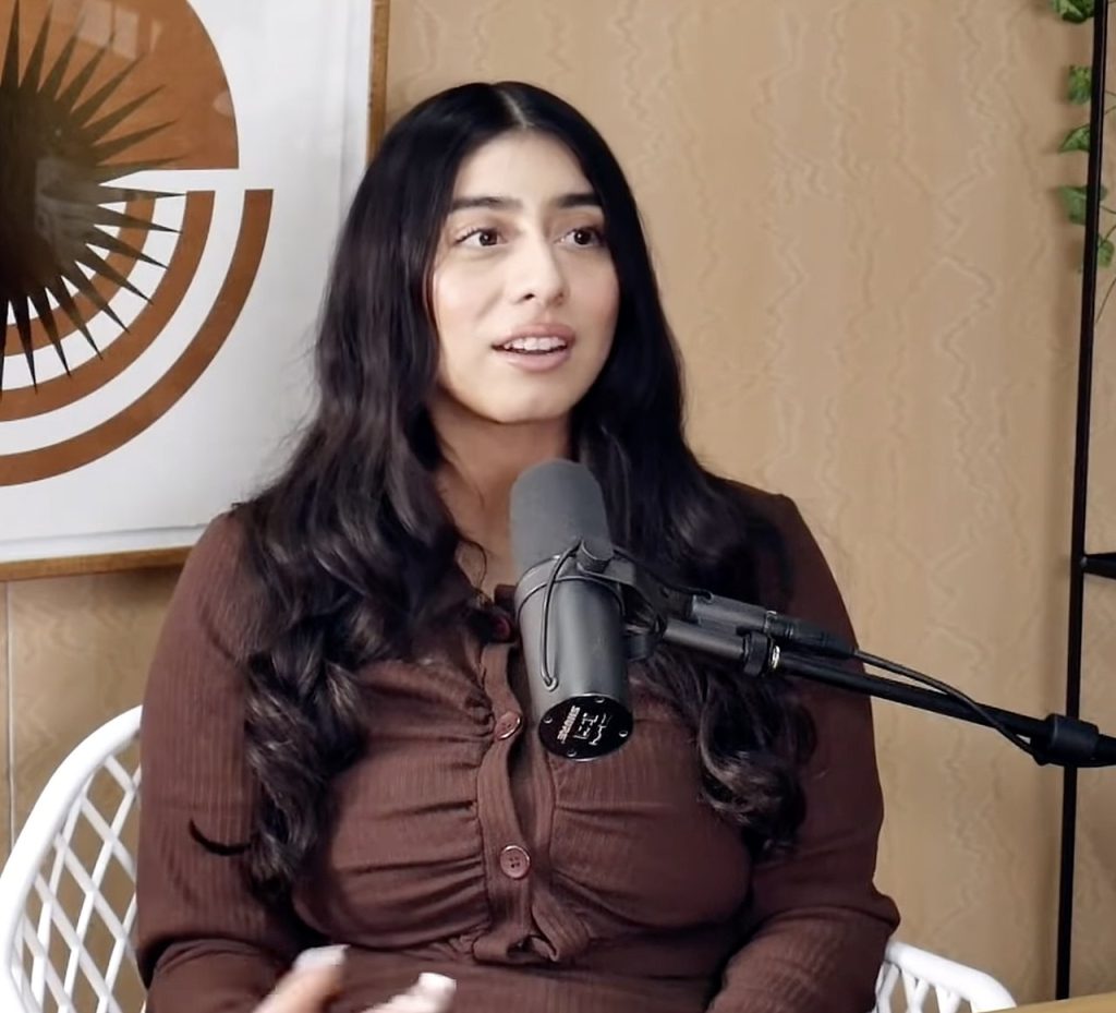 Violet Myers Net Worth